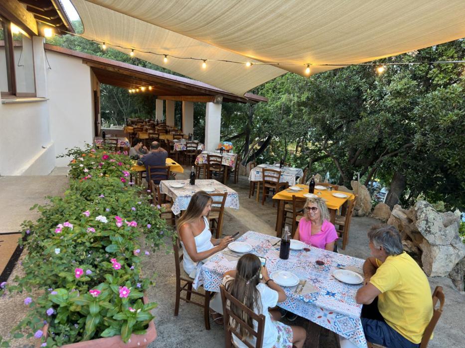 Agriturismo Piperedda Irgoli Buitenkant foto